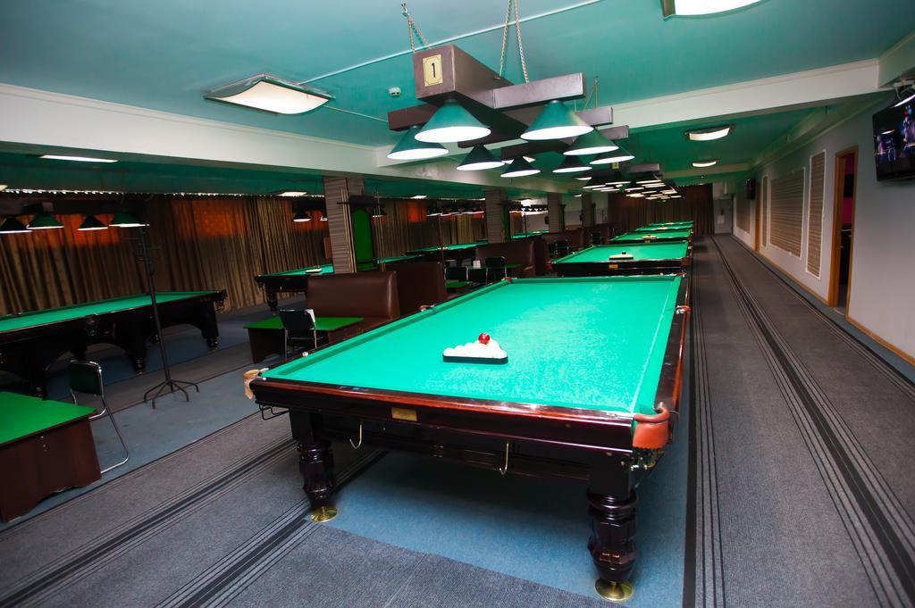 אסטנה Azamat Hotel מראה חיצוני תמונה